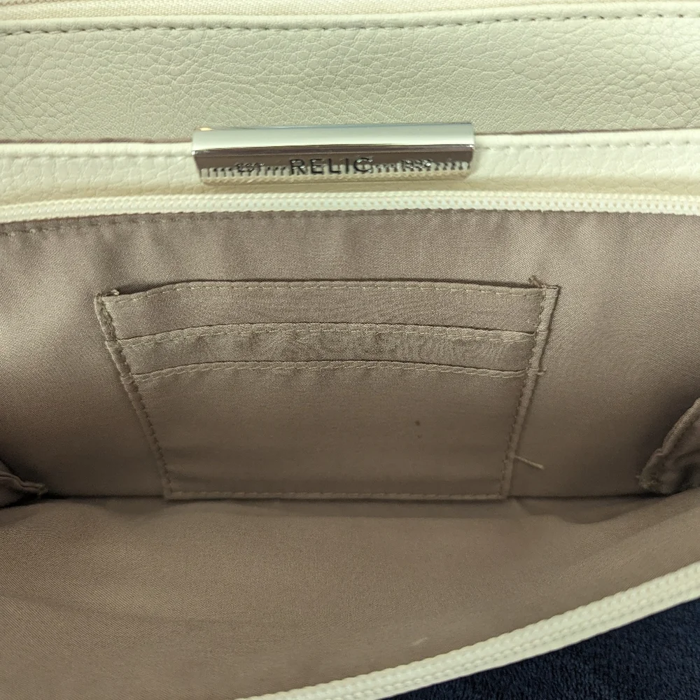 Women's Relic Crossbody Purse - Picture 7 of 16